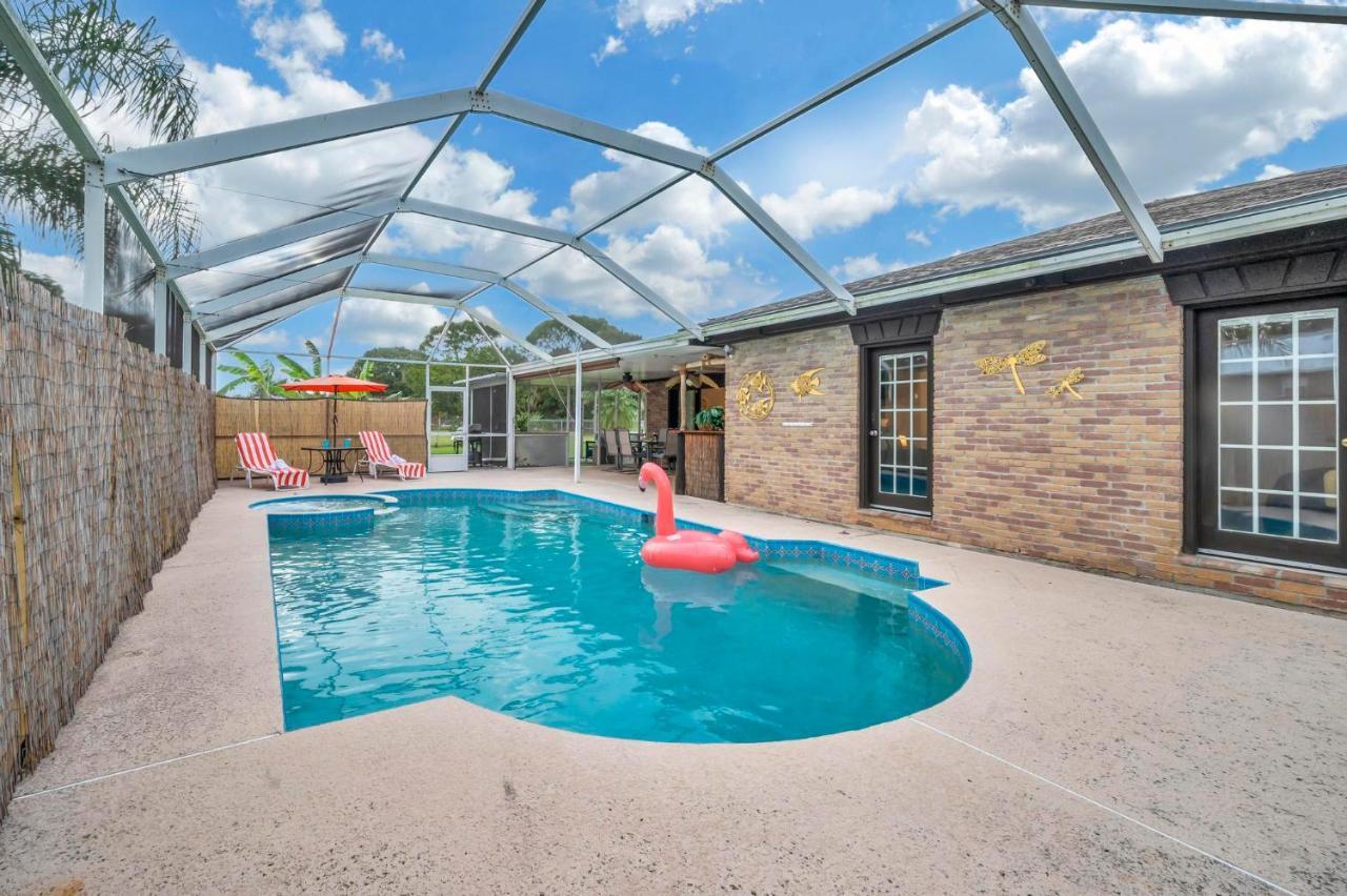 Private Oasis Home With Amazing Heated Pool, Tiki Bar & More! Fort Pierce Exterior photo